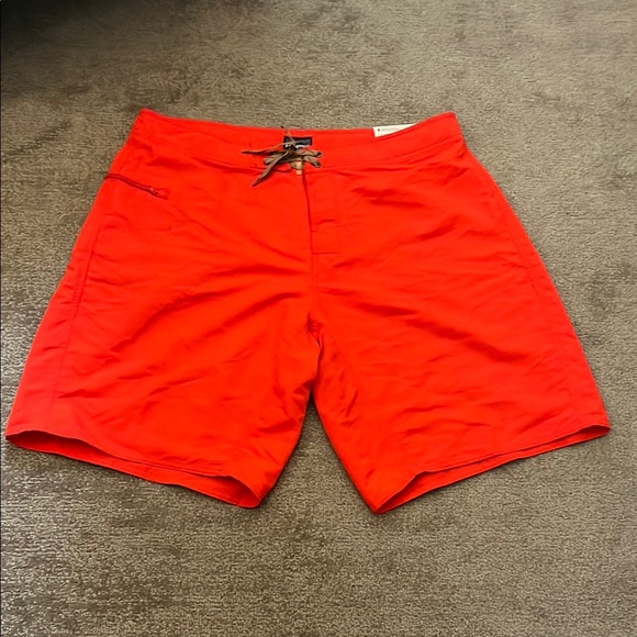 NWT Patagonia Men’s Wavefarer Red Board Shorts Size 38 /10” inseam - Picture 1 of 10